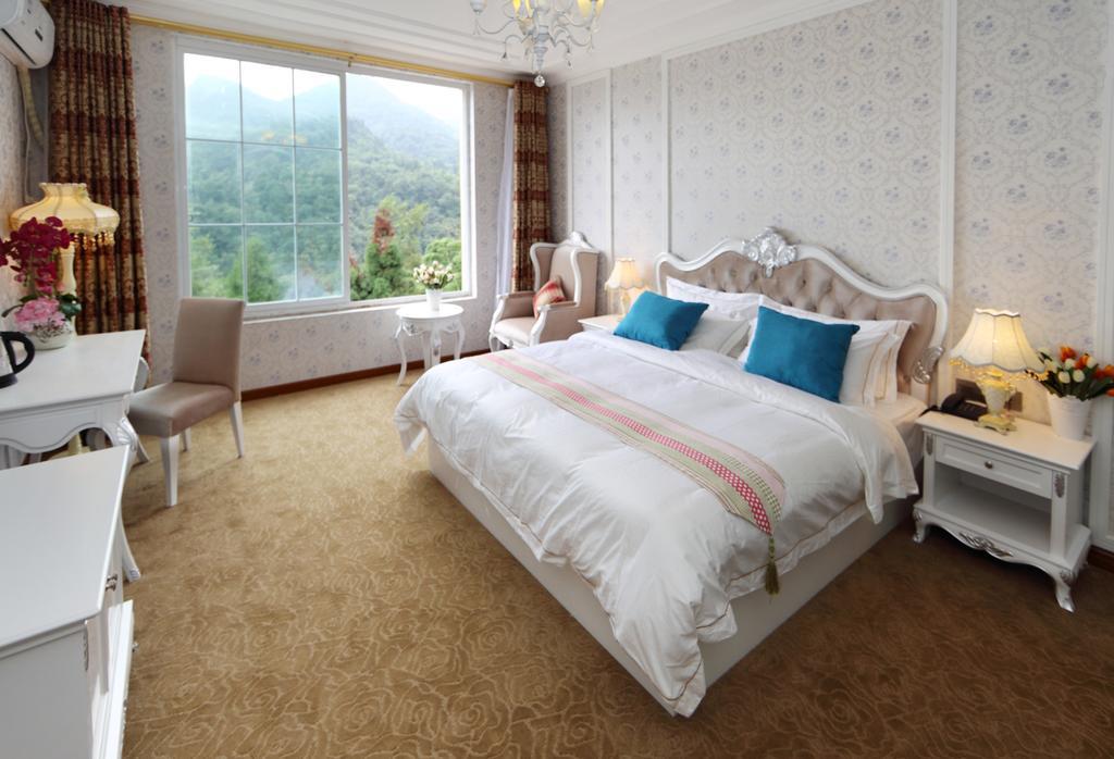 Panshan Tingquan Tuwo Holiday Resort Leshan Quarto foto