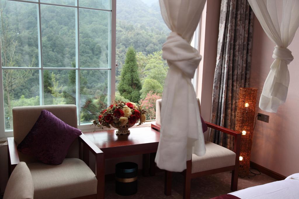 Panshan Tingquan Tuwo Holiday Resort Leshan Quarto foto