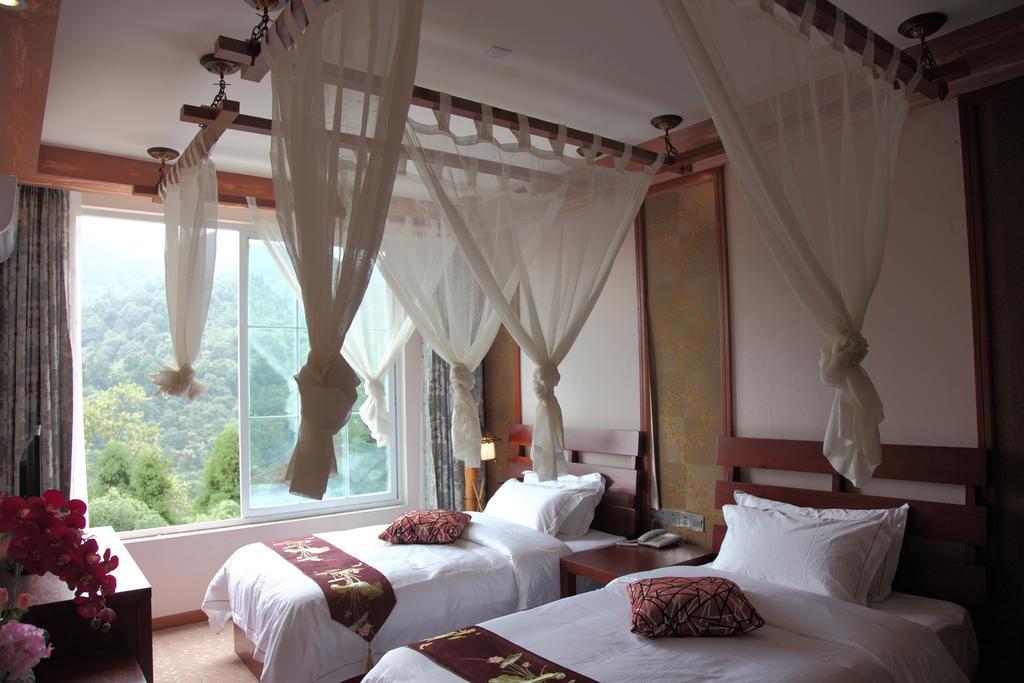 Panshan Tingquan Tuwo Holiday Resort Leshan Quarto foto