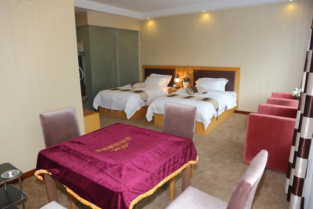Panshan Tingquan Tuwo Holiday Resort Leshan Quarto foto